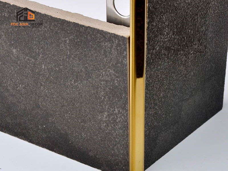 nẹp inox góc tường