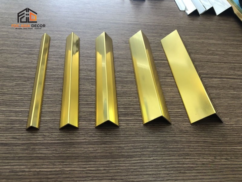 mạ inox m&agrave;u v&agrave;ng