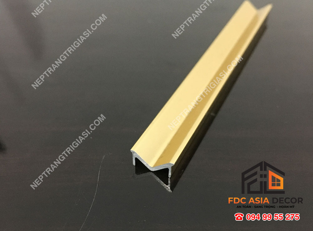 nẹp nhôm chữ M