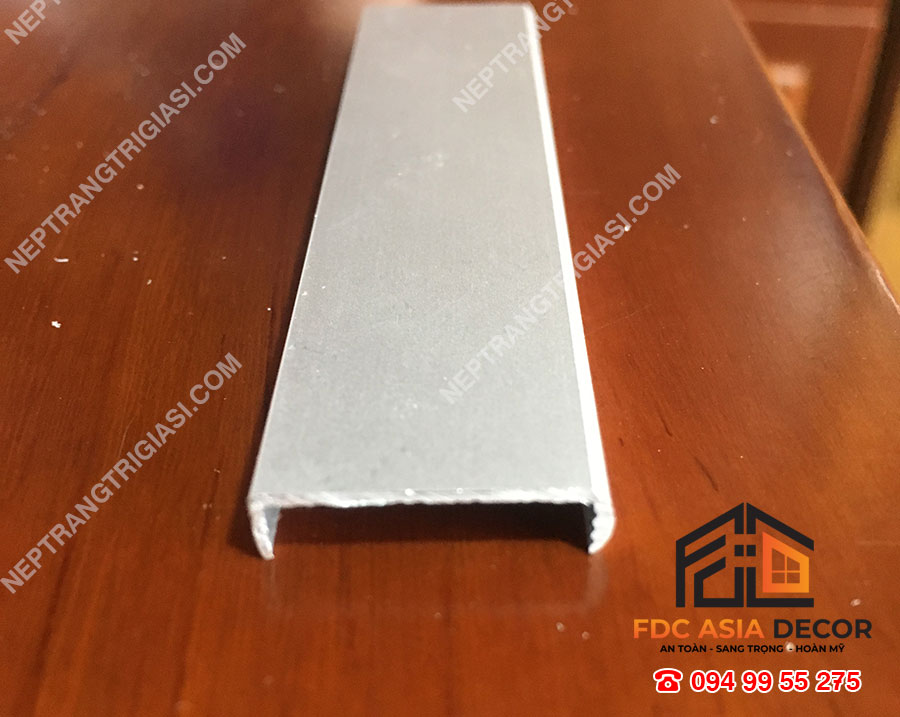 Nẹp nh&ocirc;m bo viền