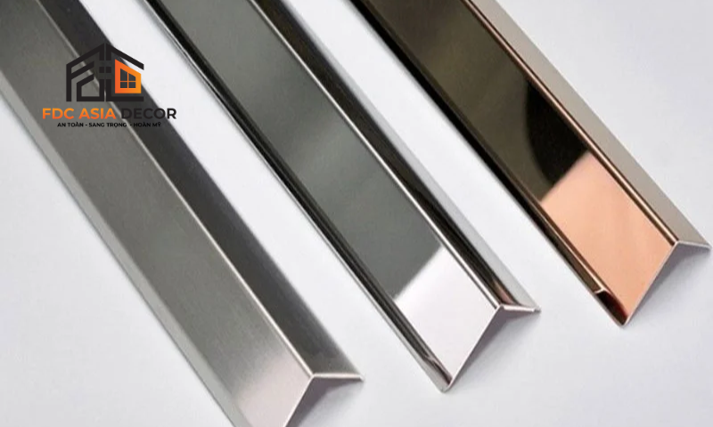 Gi&aacute; nẹp inox chữ V
